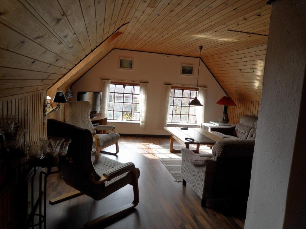 Lille House * Mygdal